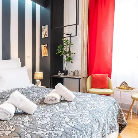 Apartment Syntagma 3 *